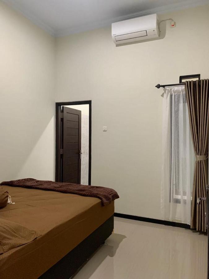 Guest House / Homestay Bukit Mutiara Residence Ngingas Eksteriør bilde